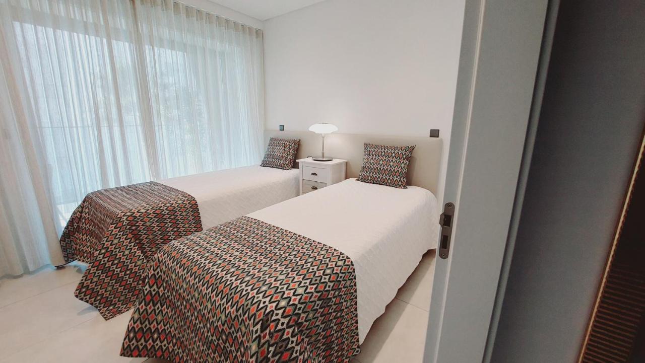 Apartamento Meerblick Quarteira Buitenkant foto