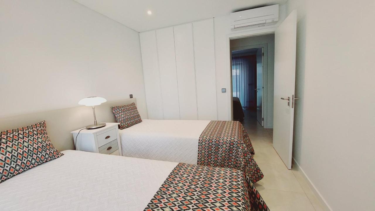Apartamento Meerblick Quarteira Buitenkant foto